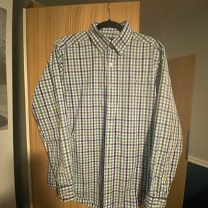 Vineyard Vine Mens button down shirt